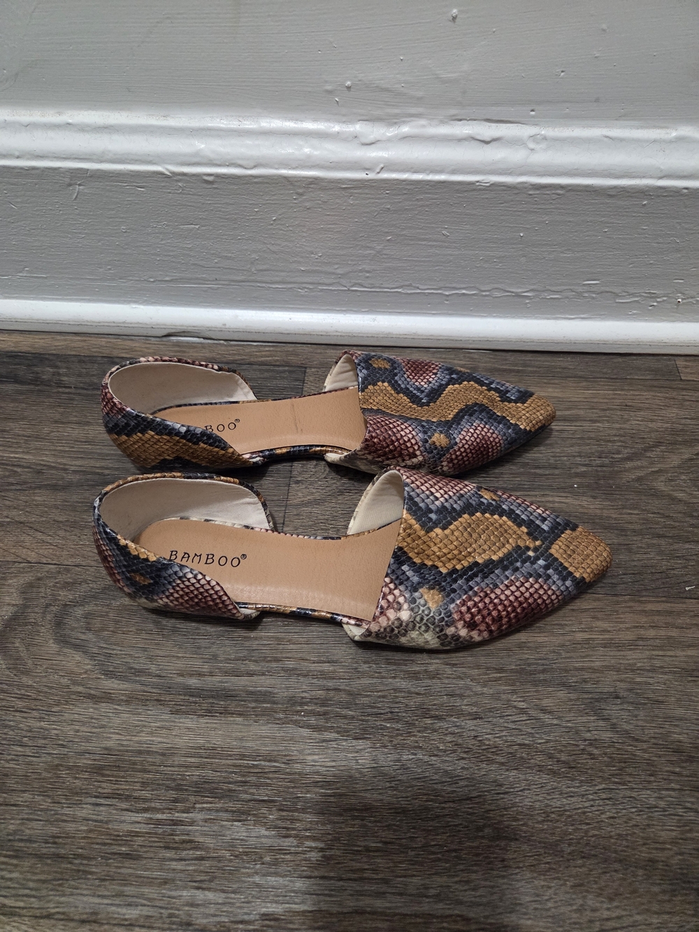 BAMBOO Size 9 Women’s Snake Print D'Orsay Flats in Brown, Tan & Pink